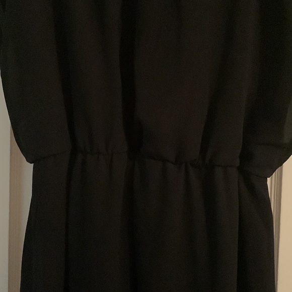 Maxi Dress, Back Cut Out Design, Multi-season, “Mini” slip lining, Boho Chic - Picture 6 of 10